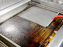 The Right Way to Clean a Commercial Griddle: Tips and Common Mistakes